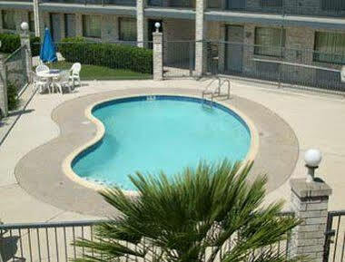 Days Inn Windcrest By Wyndham San Antonio Exterior foto